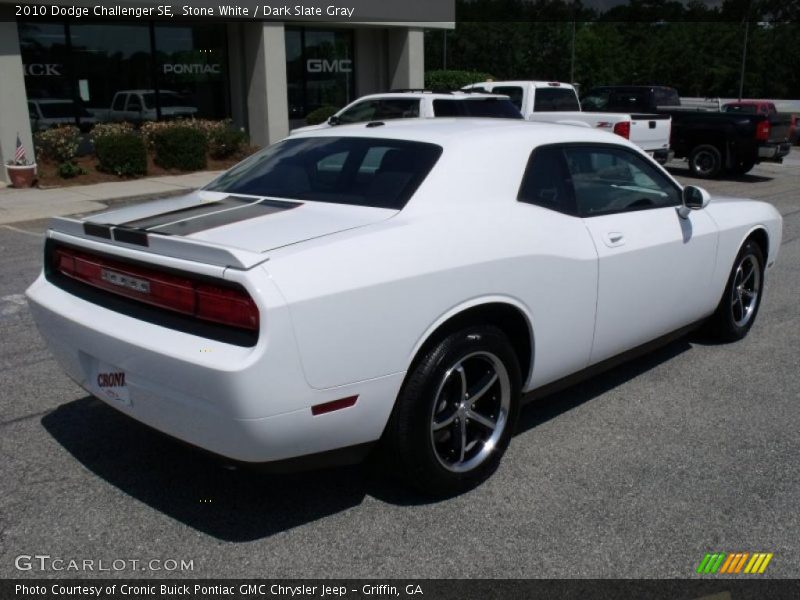 Stone White / Dark Slate Gray 2010 Dodge Challenger SE