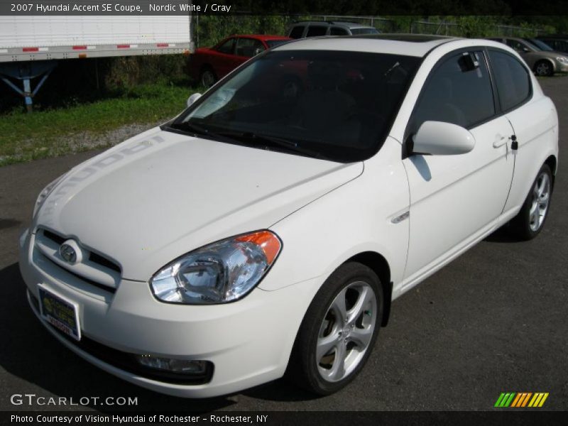 Nordic White / Gray 2007 Hyundai Accent SE Coupe