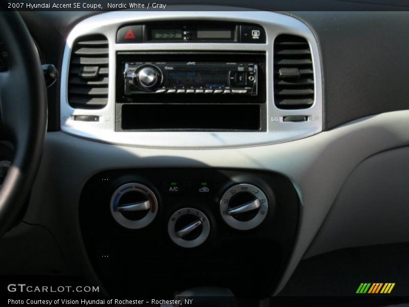 Nordic White / Gray 2007 Hyundai Accent SE Coupe