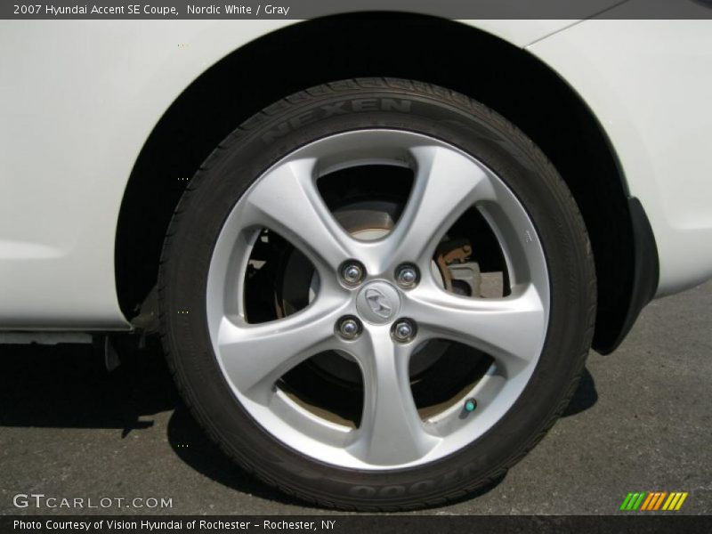 Nordic White / Gray 2007 Hyundai Accent SE Coupe