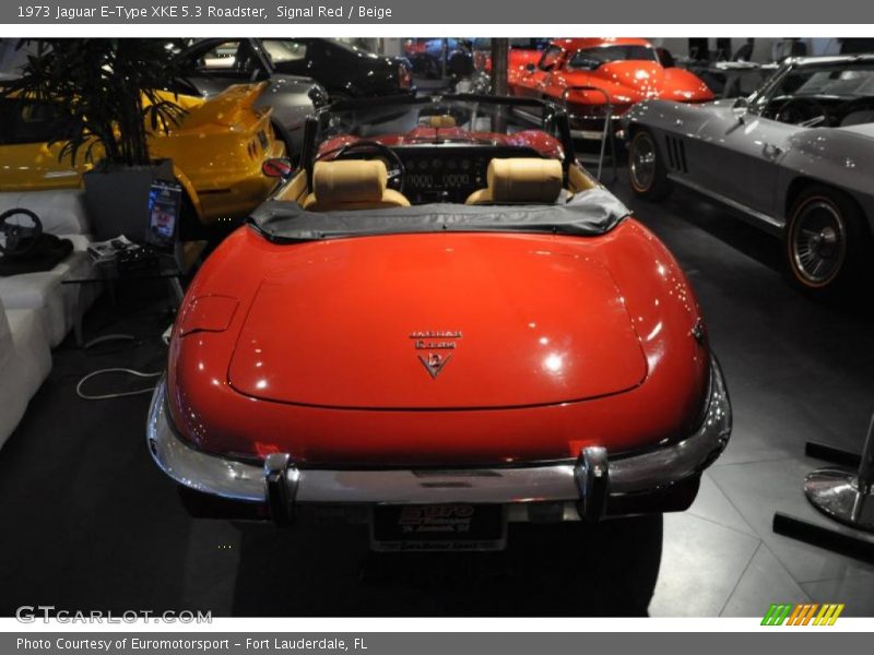 Signal Red / Beige 1973 Jaguar E-Type XKE 5.3 Roadster
