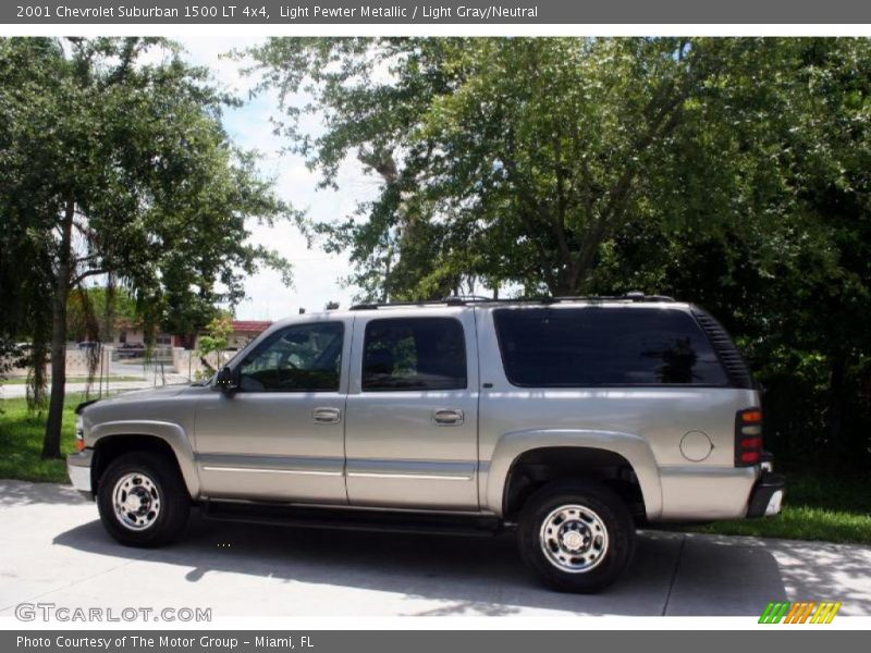 Light Pewter Metallic / Light Gray/Neutral 2001 Chevrolet Suburban 1500 LT 4x4