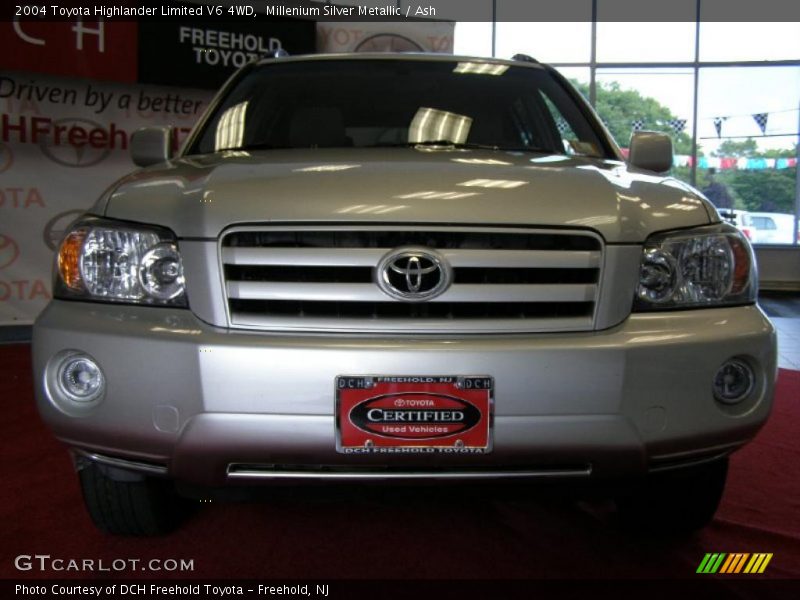 Millenium Silver Metallic / Ash 2004 Toyota Highlander Limited V6 4WD