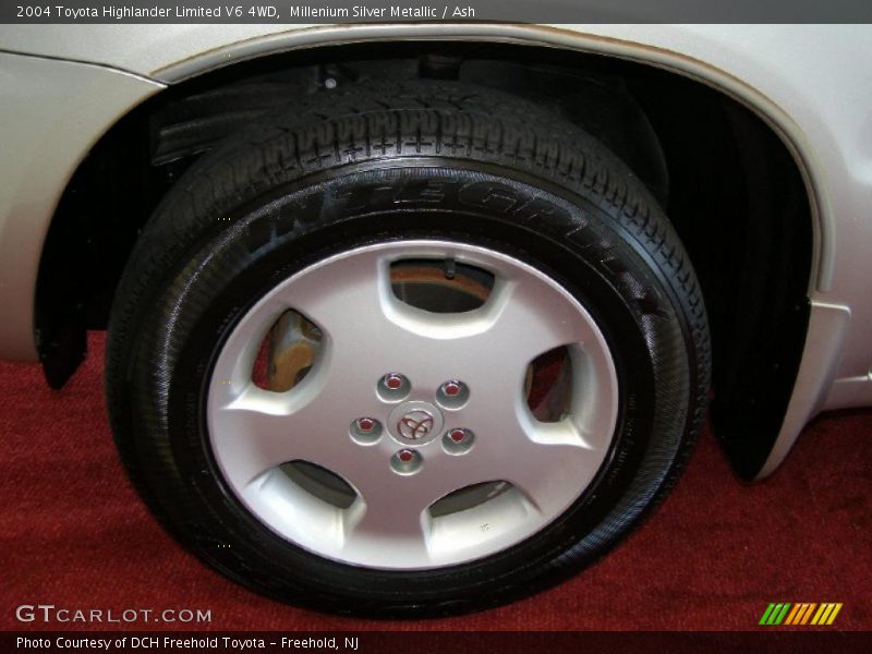 Millenium Silver Metallic / Ash 2004 Toyota Highlander Limited V6 4WD
