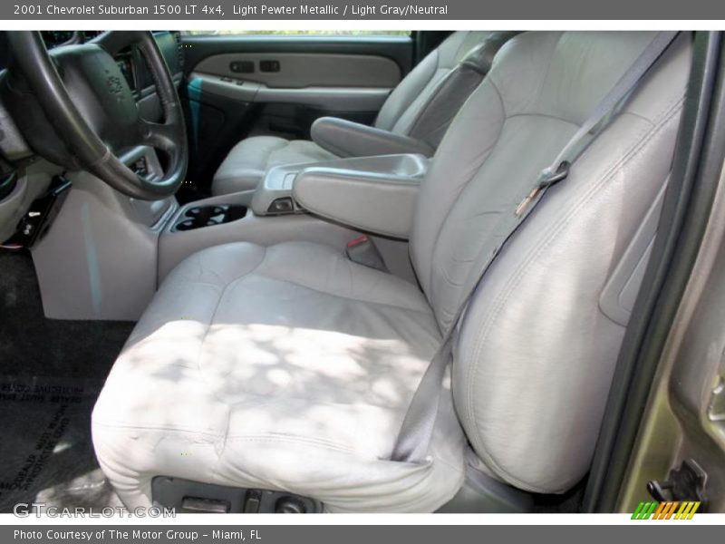 Light Pewter Metallic / Light Gray/Neutral 2001 Chevrolet Suburban 1500 LT 4x4