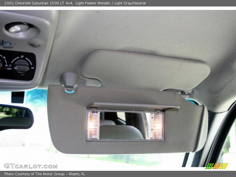 Light Pewter Metallic / Light Gray/Neutral 2001 Chevrolet Suburban 1500 LT 4x4