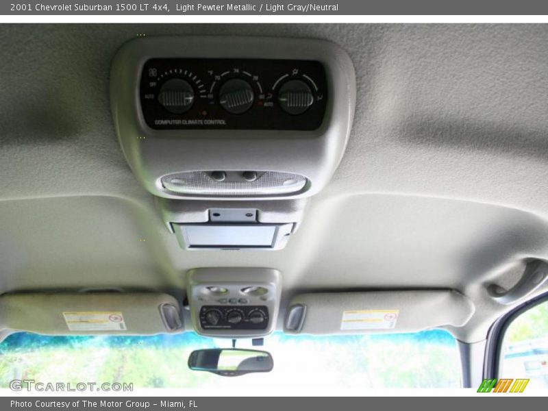 Light Pewter Metallic / Light Gray/Neutral 2001 Chevrolet Suburban 1500 LT 4x4