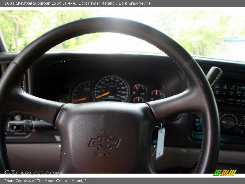 Light Pewter Metallic / Light Gray/Neutral 2001 Chevrolet Suburban 1500 LT 4x4