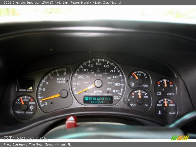 Light Pewter Metallic / Light Gray/Neutral 2001 Chevrolet Suburban 1500 LT 4x4