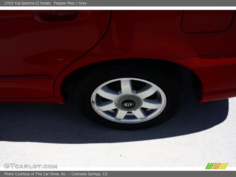 Pepper Red / Grey 2003 Kia Spectra LS Sedan