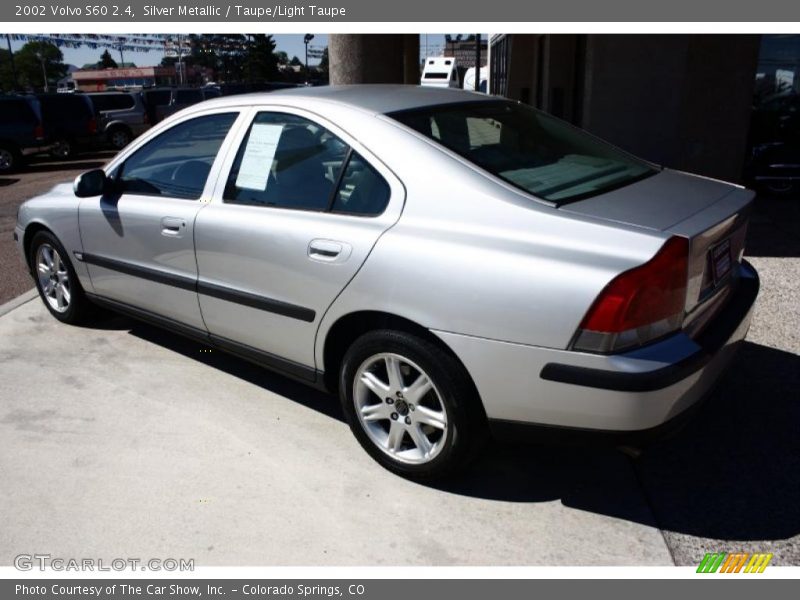 Silver Metallic / Taupe/Light Taupe 2002 Volvo S60 2.4