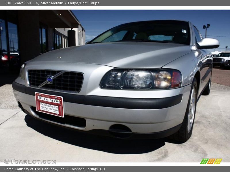 Silver Metallic / Taupe/Light Taupe 2002 Volvo S60 2.4
