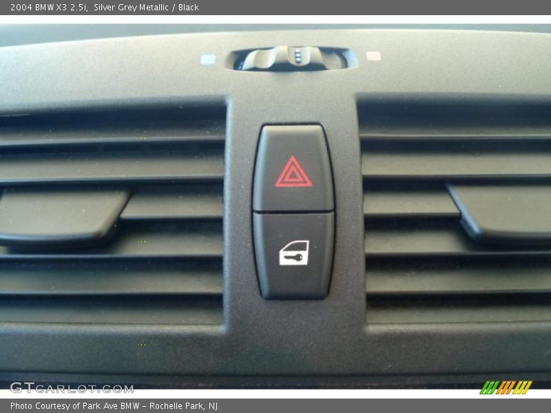 Silver Grey Metallic / Black 2004 BMW X3 2.5i