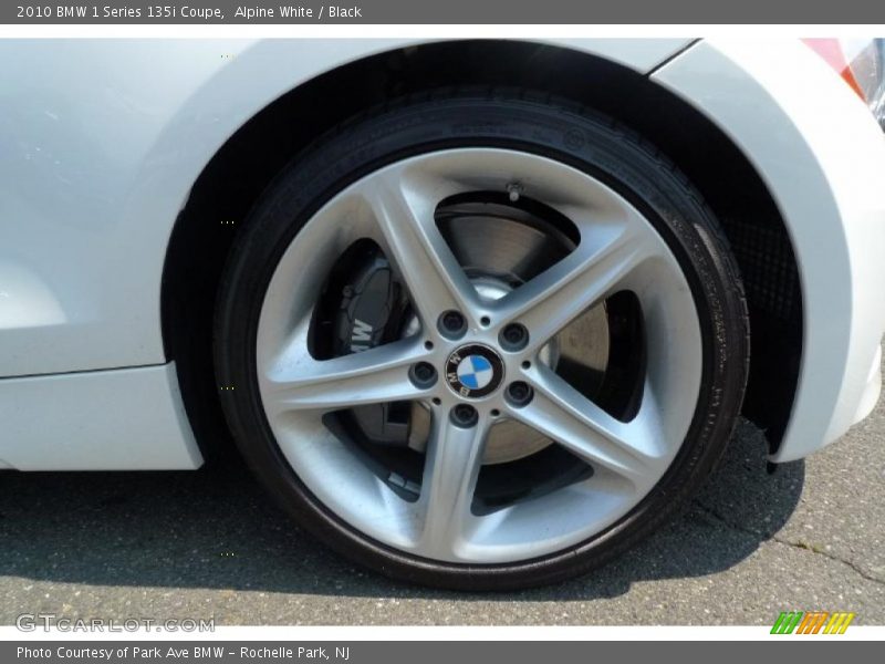 Alpine White / Black 2010 BMW 1 Series 135i Coupe