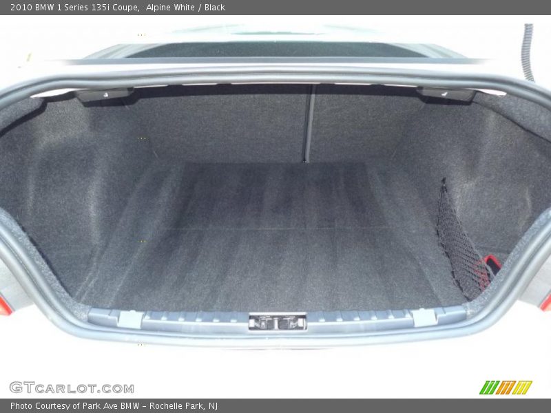 Alpine White / Black 2010 BMW 1 Series 135i Coupe