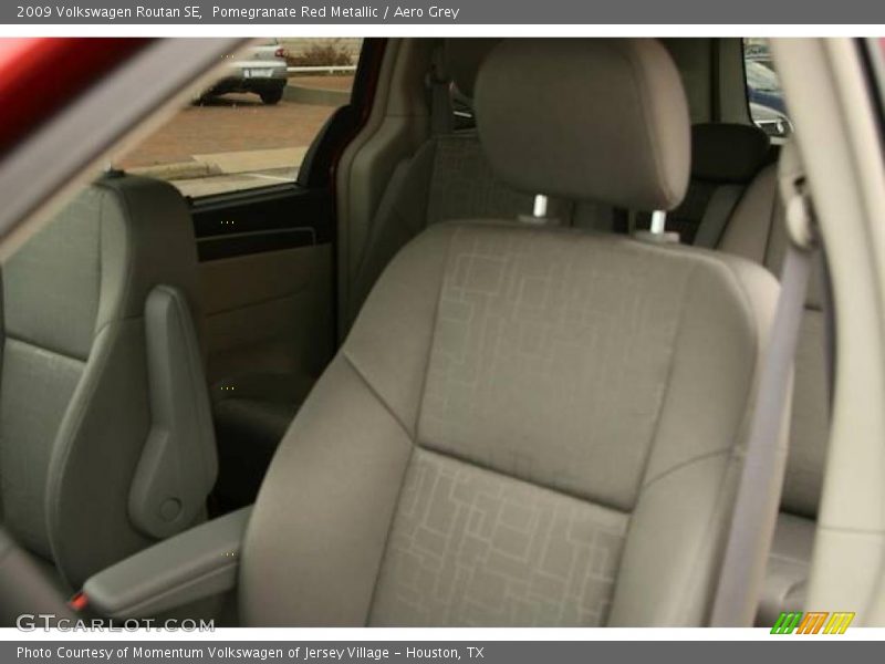 Pomegranate Red Metallic / Aero Grey 2009 Volkswagen Routan SE