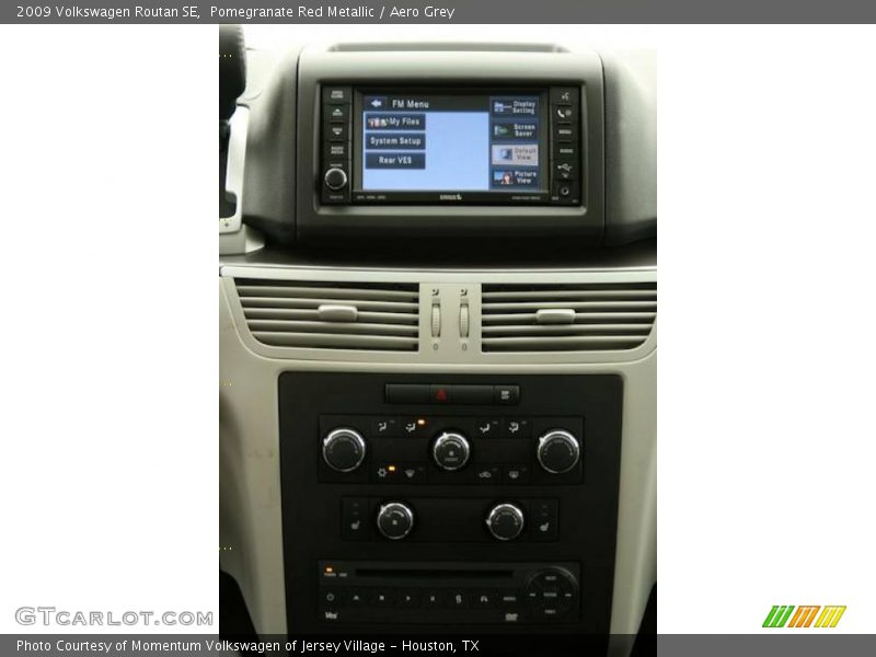 Pomegranate Red Metallic / Aero Grey 2009 Volkswagen Routan SE