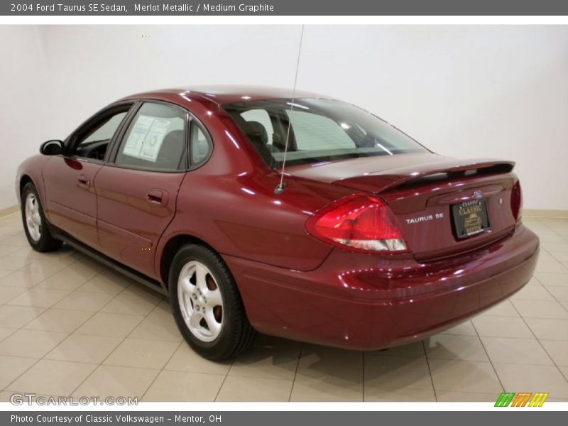 Merlot Metallic / Medium Graphite 2004 Ford Taurus SE Sedan