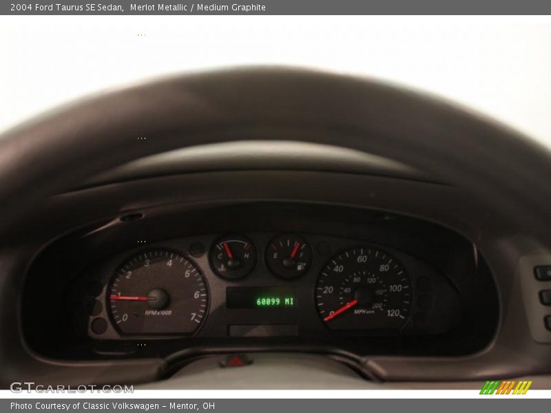 Merlot Metallic / Medium Graphite 2004 Ford Taurus SE Sedan