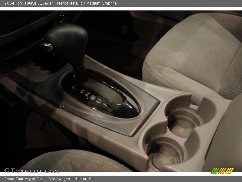 Merlot Metallic / Medium Graphite 2004 Ford Taurus SE Sedan