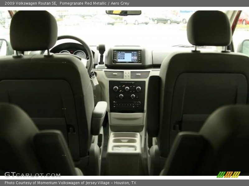 Pomegranate Red Metallic / Aero Grey 2009 Volkswagen Routan SE