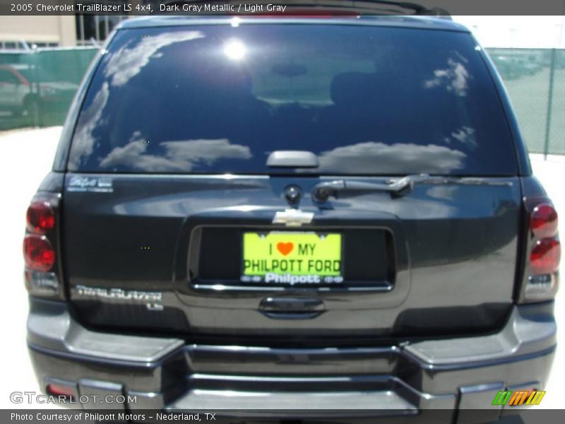 Dark Gray Metallic / Light Gray 2005 Chevrolet TrailBlazer LS 4x4