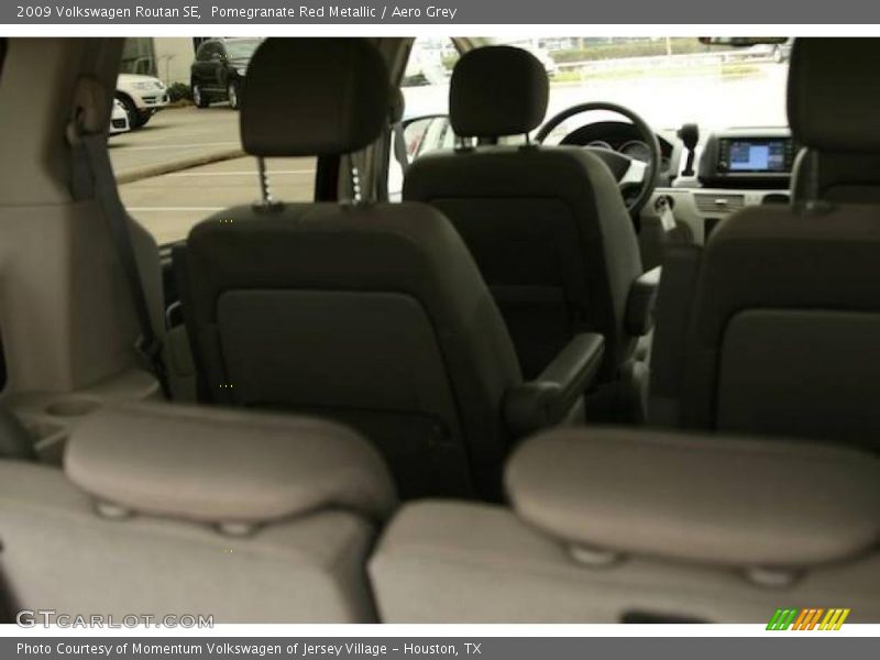Pomegranate Red Metallic / Aero Grey 2009 Volkswagen Routan SE