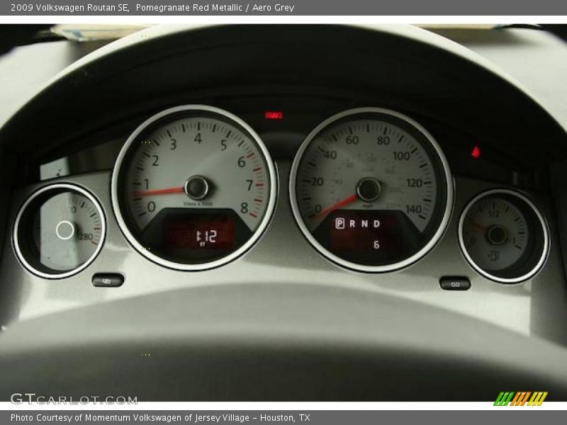 Pomegranate Red Metallic / Aero Grey 2009 Volkswagen Routan SE