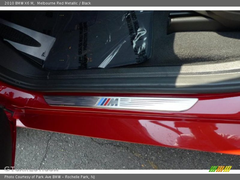 Melbourne Red Metallic / Black 2010 BMW X6 M