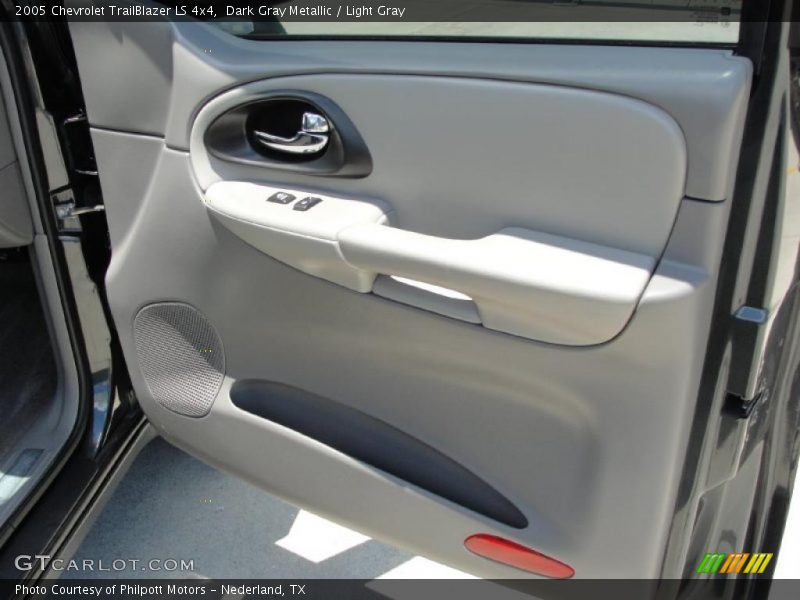 Dark Gray Metallic / Light Gray 2005 Chevrolet TrailBlazer LS 4x4