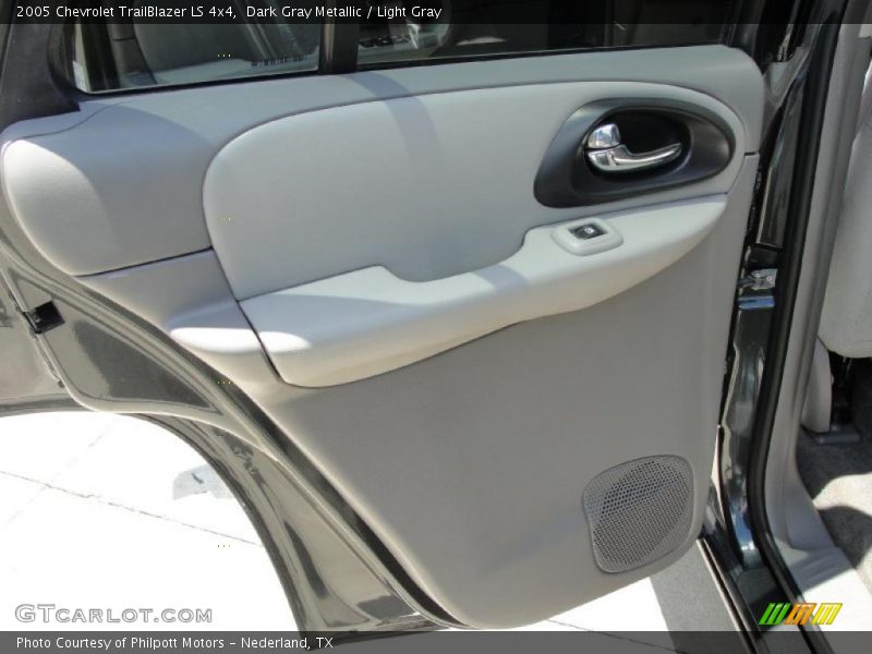 Dark Gray Metallic / Light Gray 2005 Chevrolet TrailBlazer LS 4x4