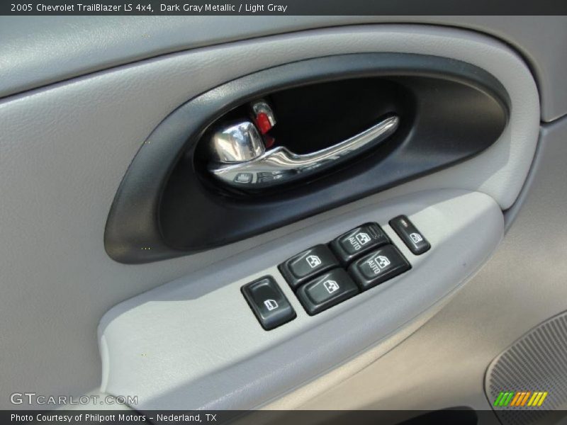 Dark Gray Metallic / Light Gray 2005 Chevrolet TrailBlazer LS 4x4