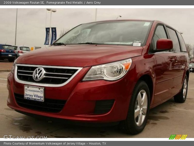 Pomegranate Red Metallic / Aero Grey 2009 Volkswagen Routan SE