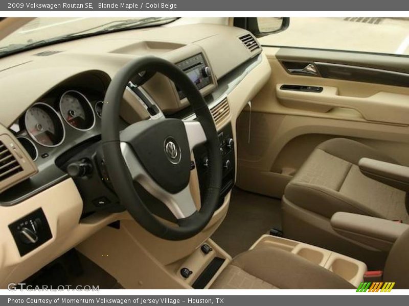 Blonde Maple / Gobi Beige 2009 Volkswagen Routan SE