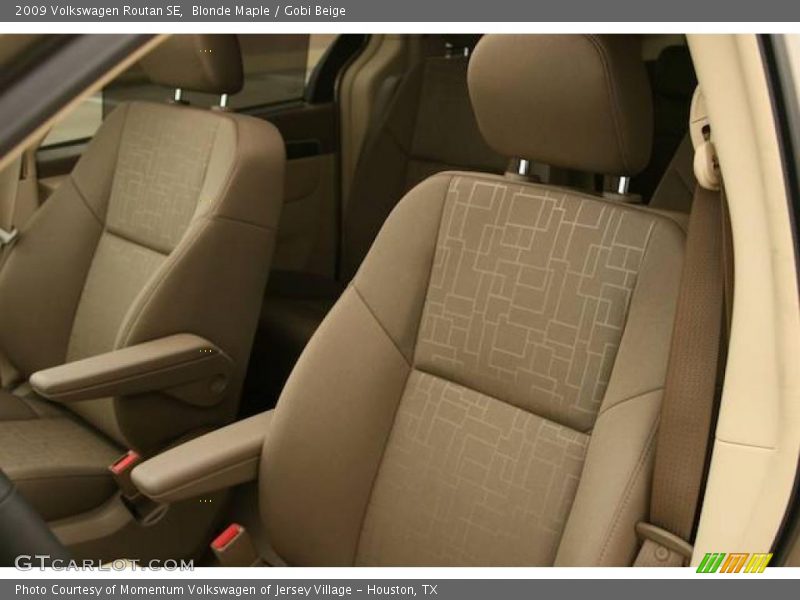Blonde Maple / Gobi Beige 2009 Volkswagen Routan SE