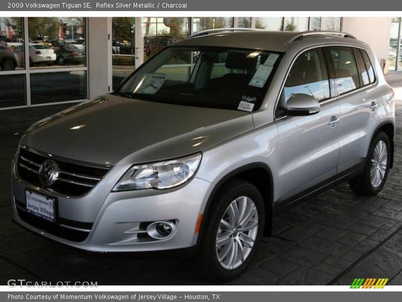 Reflex Silver Metallic / Charcoal 2009 Volkswagen Tiguan SE
