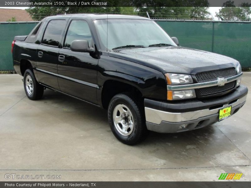 Black / Dark Charcoal 2003 Chevrolet Avalanche 1500