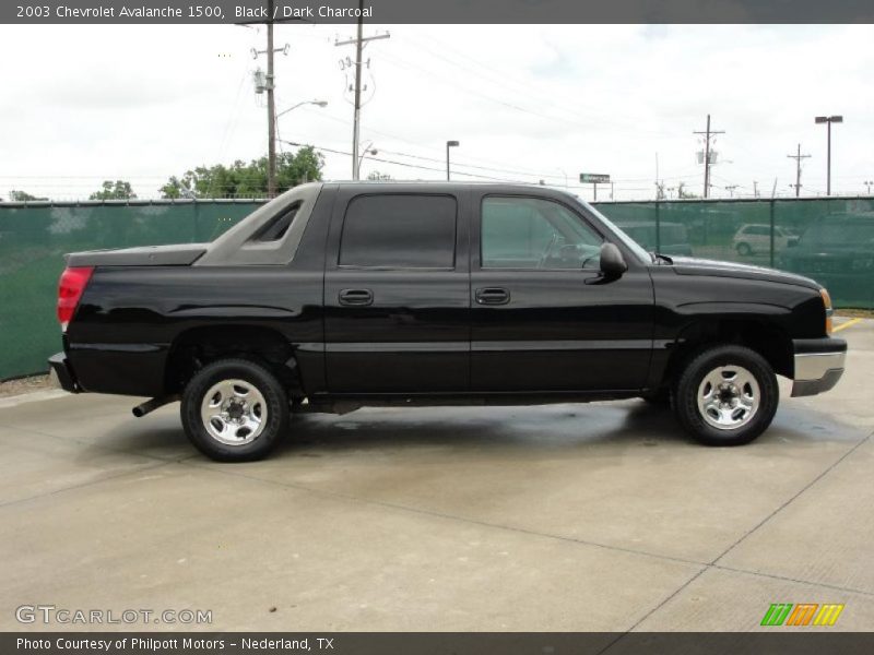 Black / Dark Charcoal 2003 Chevrolet Avalanche 1500