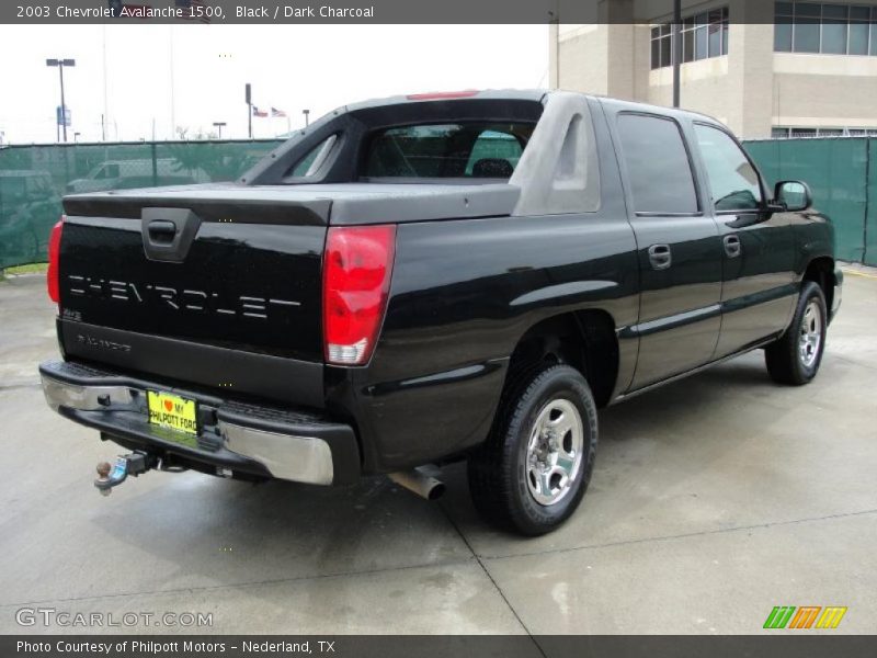 Black / Dark Charcoal 2003 Chevrolet Avalanche 1500