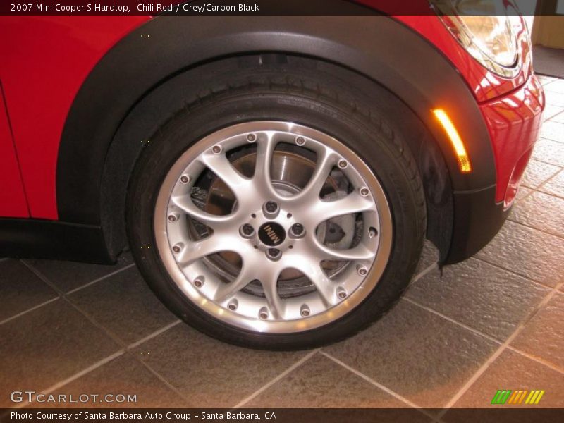 Chili Red / Grey/Carbon Black 2007 Mini Cooper S Hardtop
