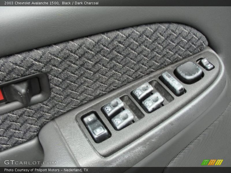 Black / Dark Charcoal 2003 Chevrolet Avalanche 1500