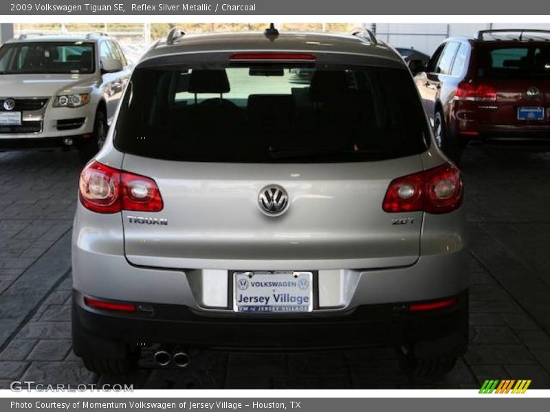 Reflex Silver Metallic / Charcoal 2009 Volkswagen Tiguan SE