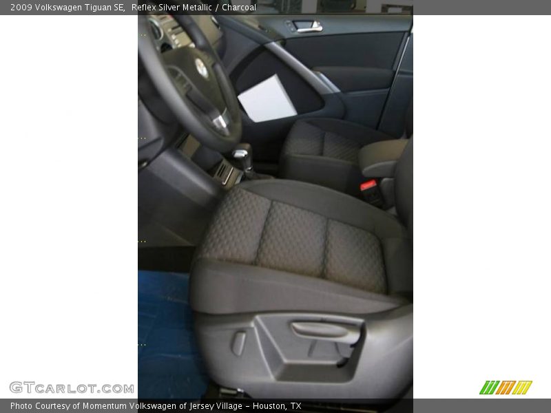 Reflex Silver Metallic / Charcoal 2009 Volkswagen Tiguan SE