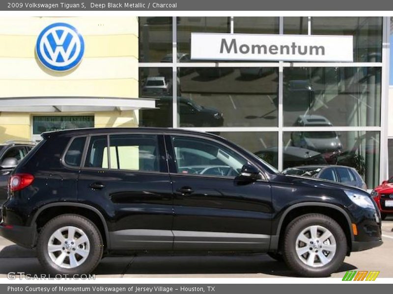 Deep Black Metallic / Charcoal 2009 Volkswagen Tiguan S