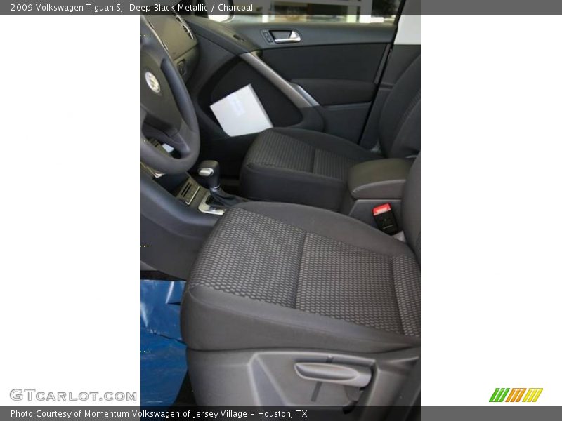 Deep Black Metallic / Charcoal 2009 Volkswagen Tiguan S