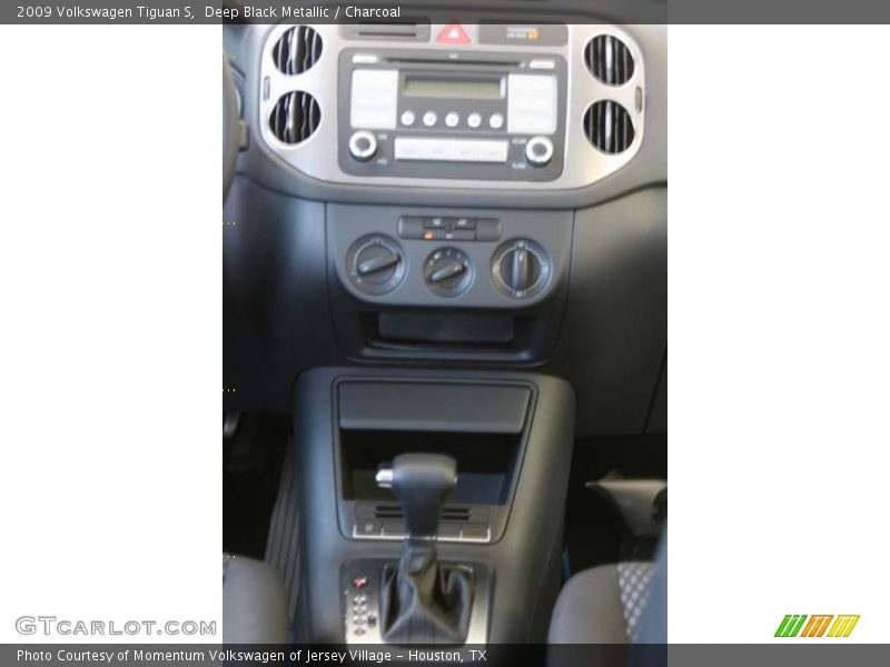 Deep Black Metallic / Charcoal 2009 Volkswagen Tiguan S