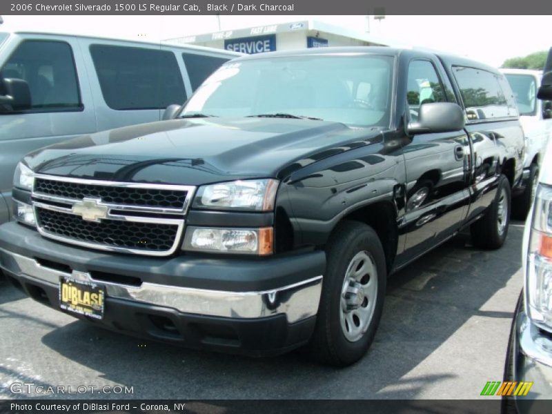 Black / Dark Charcoal 2006 Chevrolet Silverado 1500 LS Regular Cab