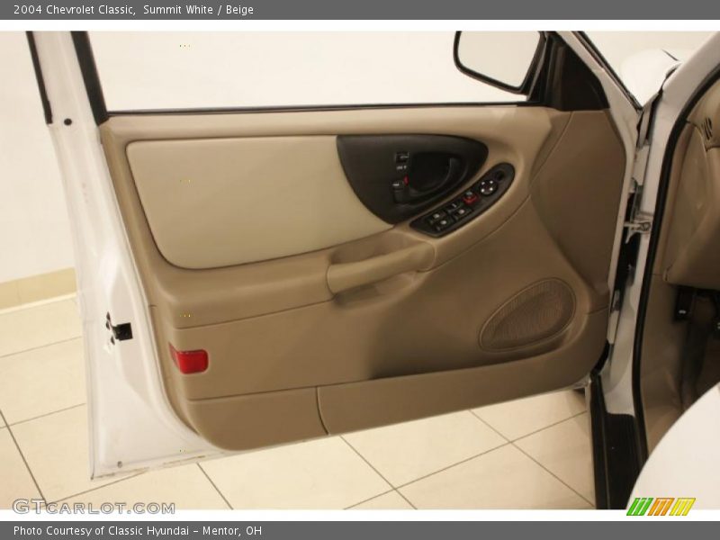 Summit White / Beige 2004 Chevrolet Classic