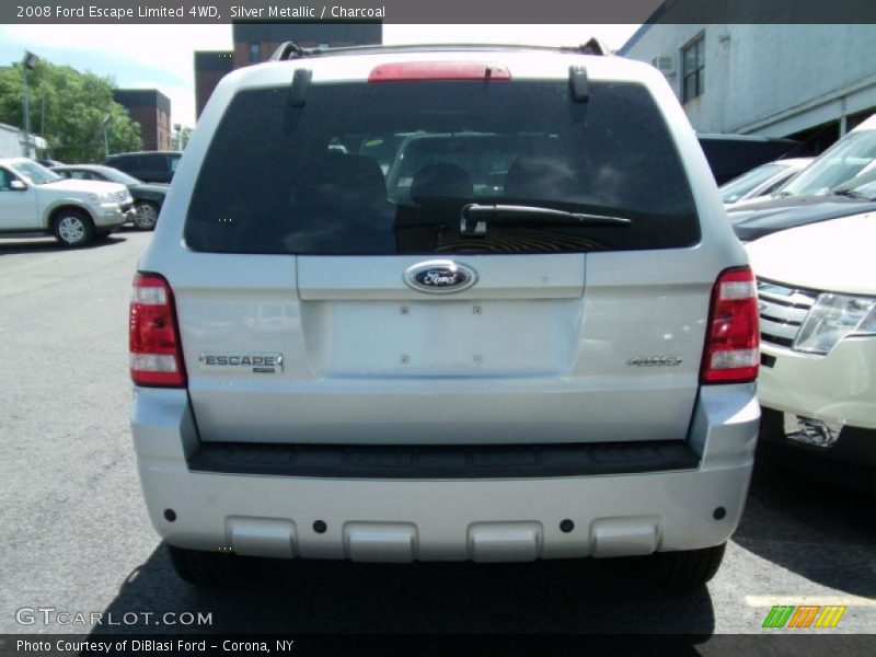 Silver Metallic / Charcoal 2008 Ford Escape Limited 4WD