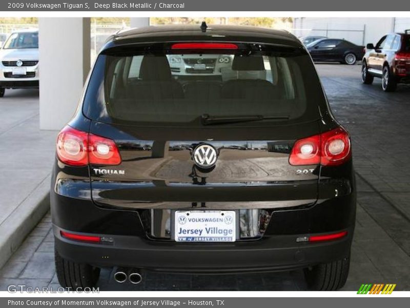 Deep Black Metallic / Charcoal 2009 Volkswagen Tiguan S